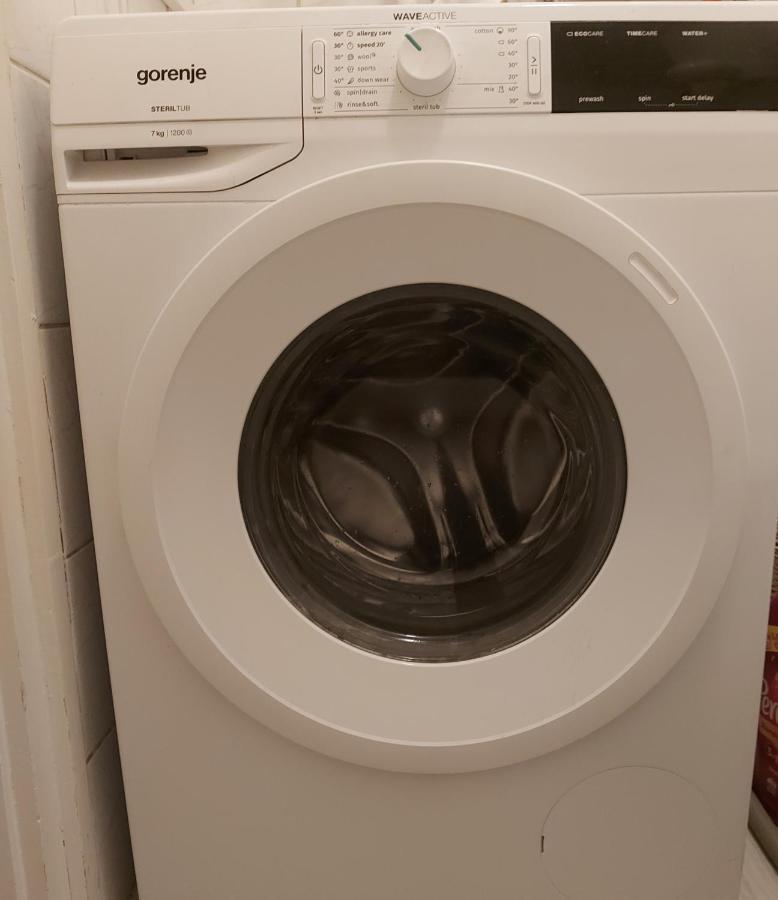 Lara Apartman Debreţin Exterior foto