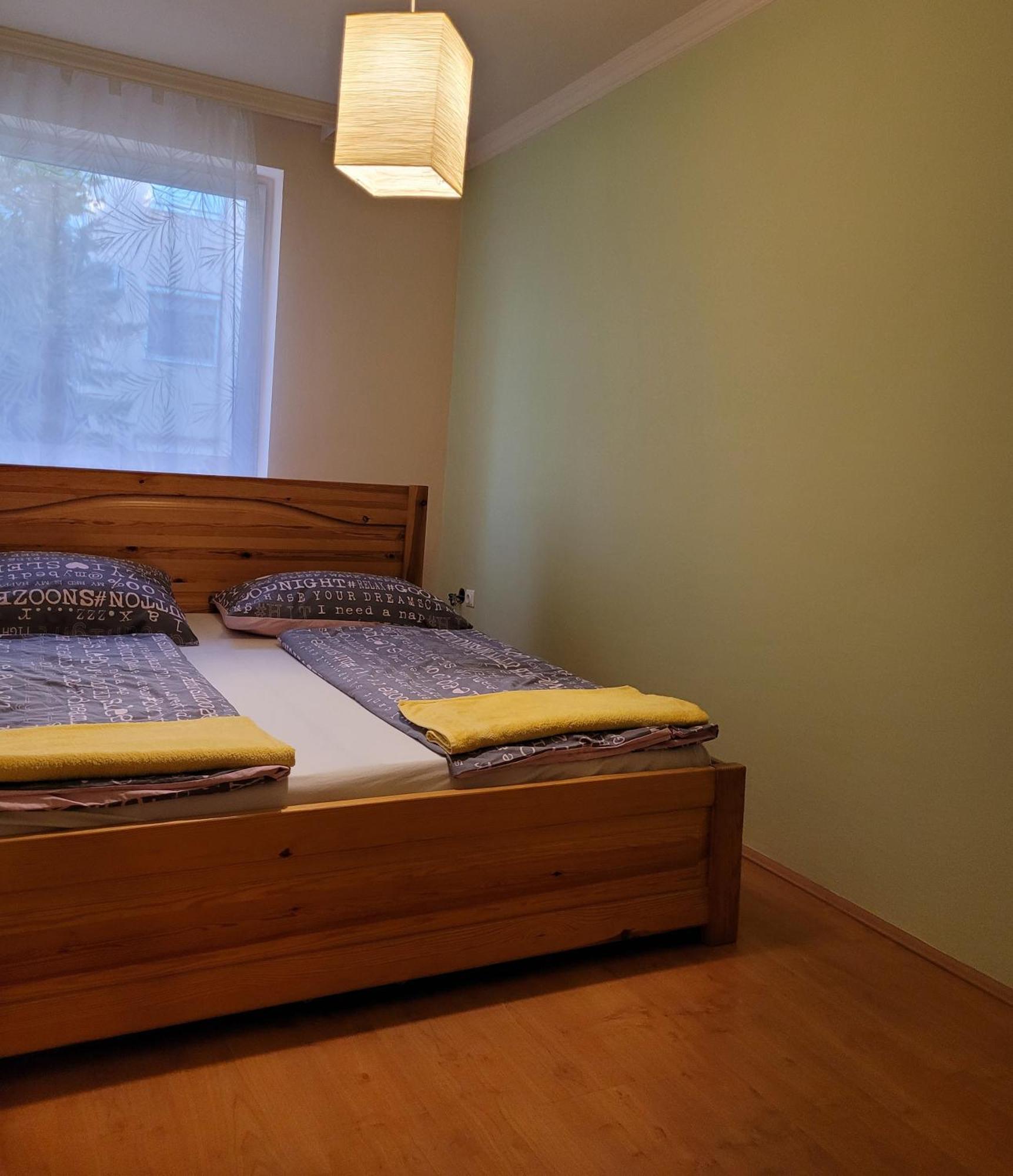 Lara Apartman Debreţin Cameră foto